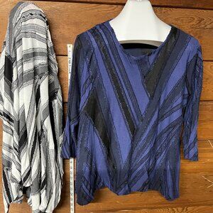 Two Simply Vera Wang - Women's Tops - 3/4 Sleeve - Blue (XL) and White (XXL)